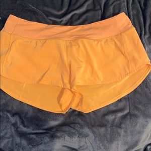 Lululemon Speed up short 2.5”